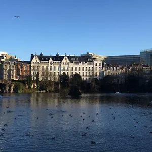  Apartment Lake View